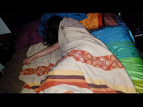 ❤️ Pinupunasan ng stepson ang kanyang batang madrasta habang natutulog ito. ❌ Fucking video  sa tl.sexogolic-info.ru ❌